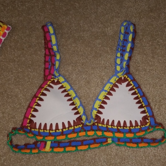 Kini - Picture 4 of 4